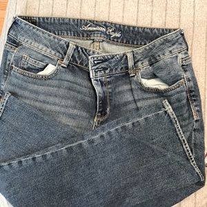 American Eagle Artist Jeans. 14 Regular